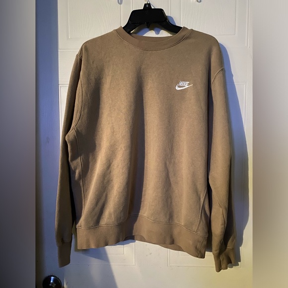 Nike sweatshirt - Picture 1 of 1